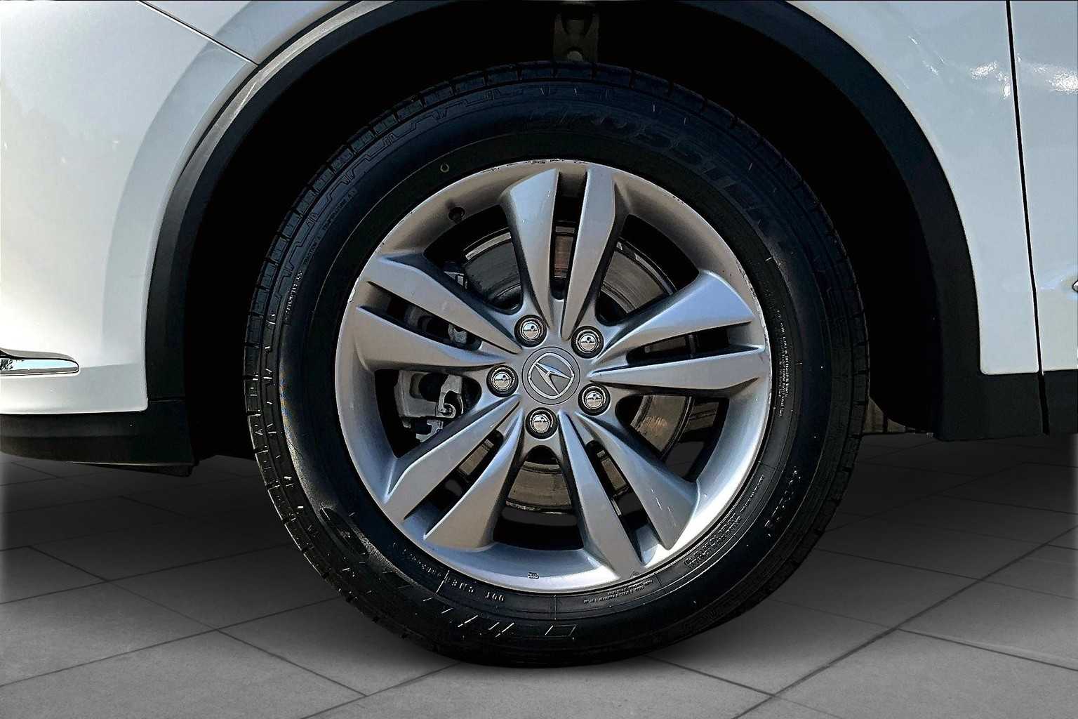 2023 Acura MDX Sport photo 9