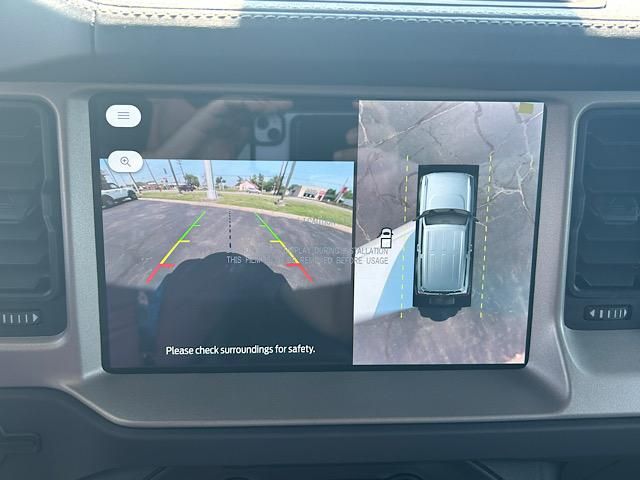 2025 Ford Bronco Outer Banks photo 29