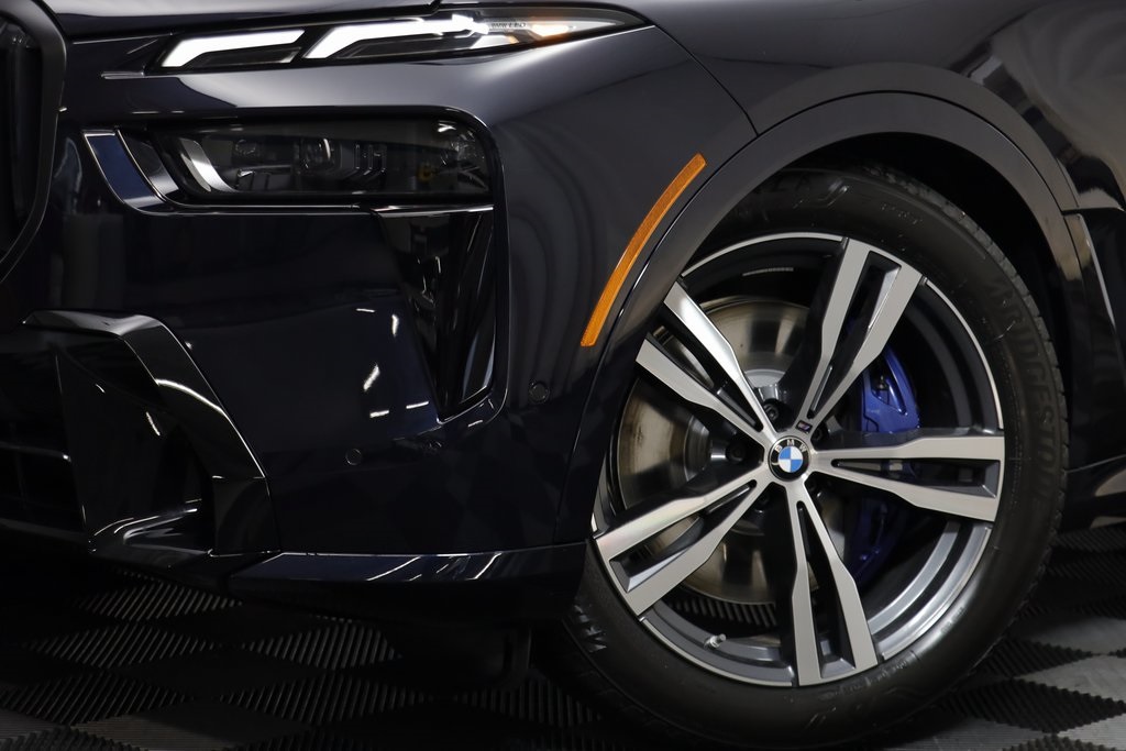 2026 Bmw X7 M60i photo 2