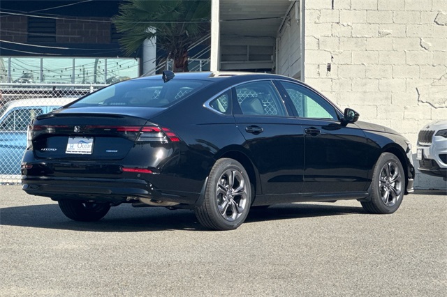 2025 Honda Accord Hybrid EX-L photo 4