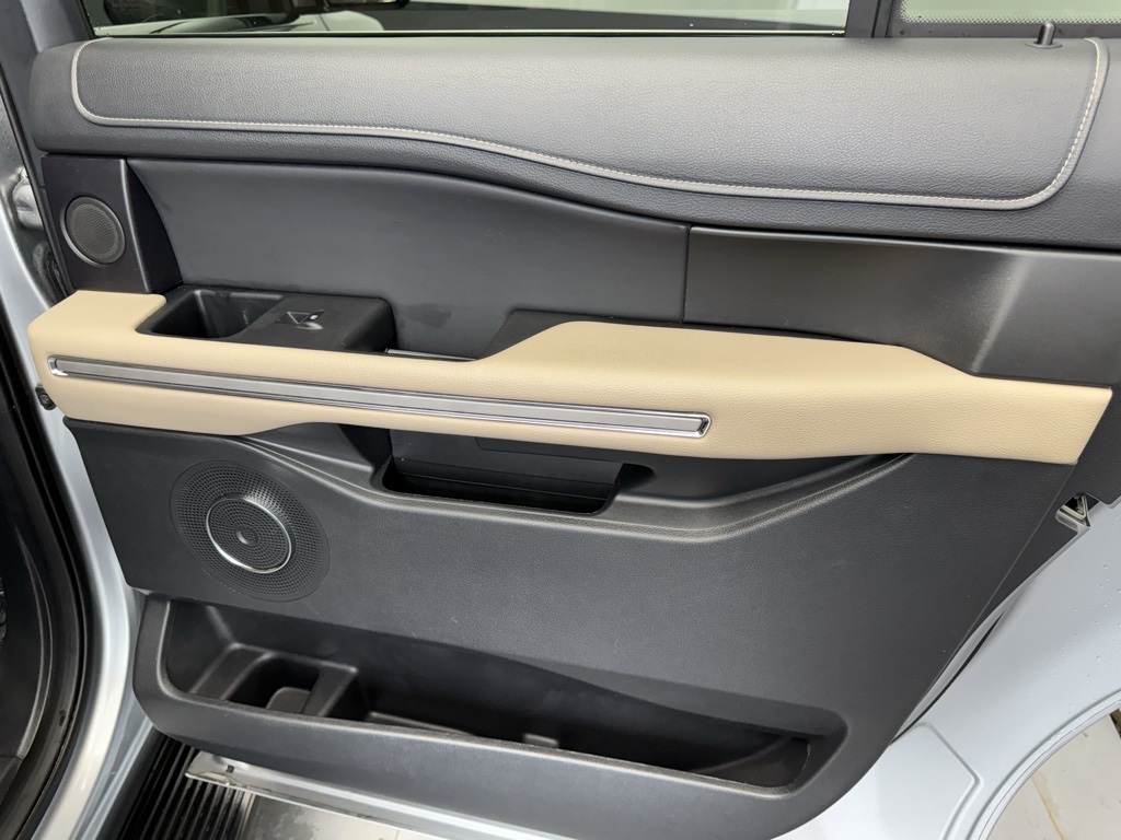 2024 Ford Expedition MAX Limited photo 50