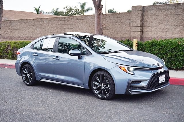 Used 2025 Blue Toyota XSE image 5