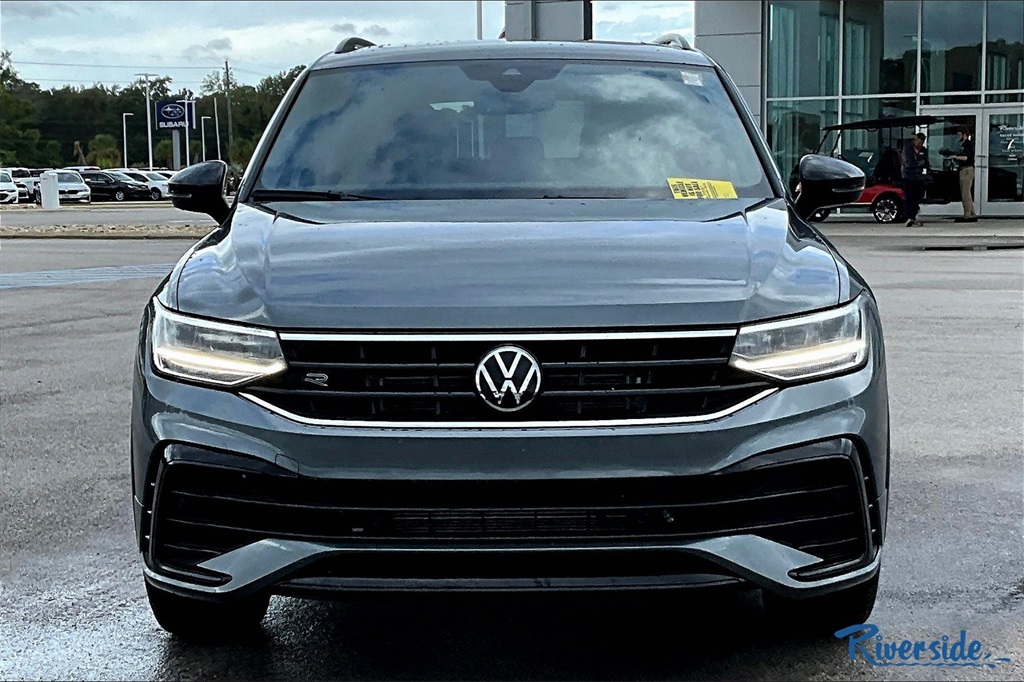 2024 Volkswagen Tiguan SE R-Line Black photo 2