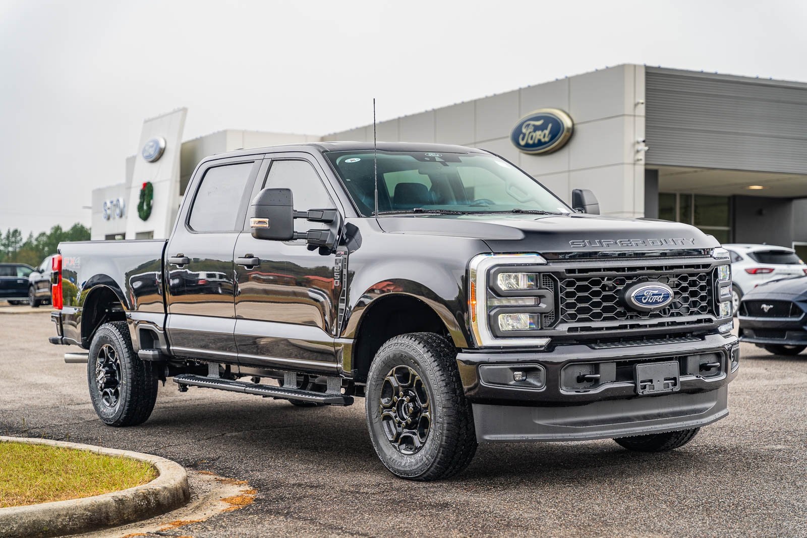 2026 Ford F-250 Super Duty XL's photo