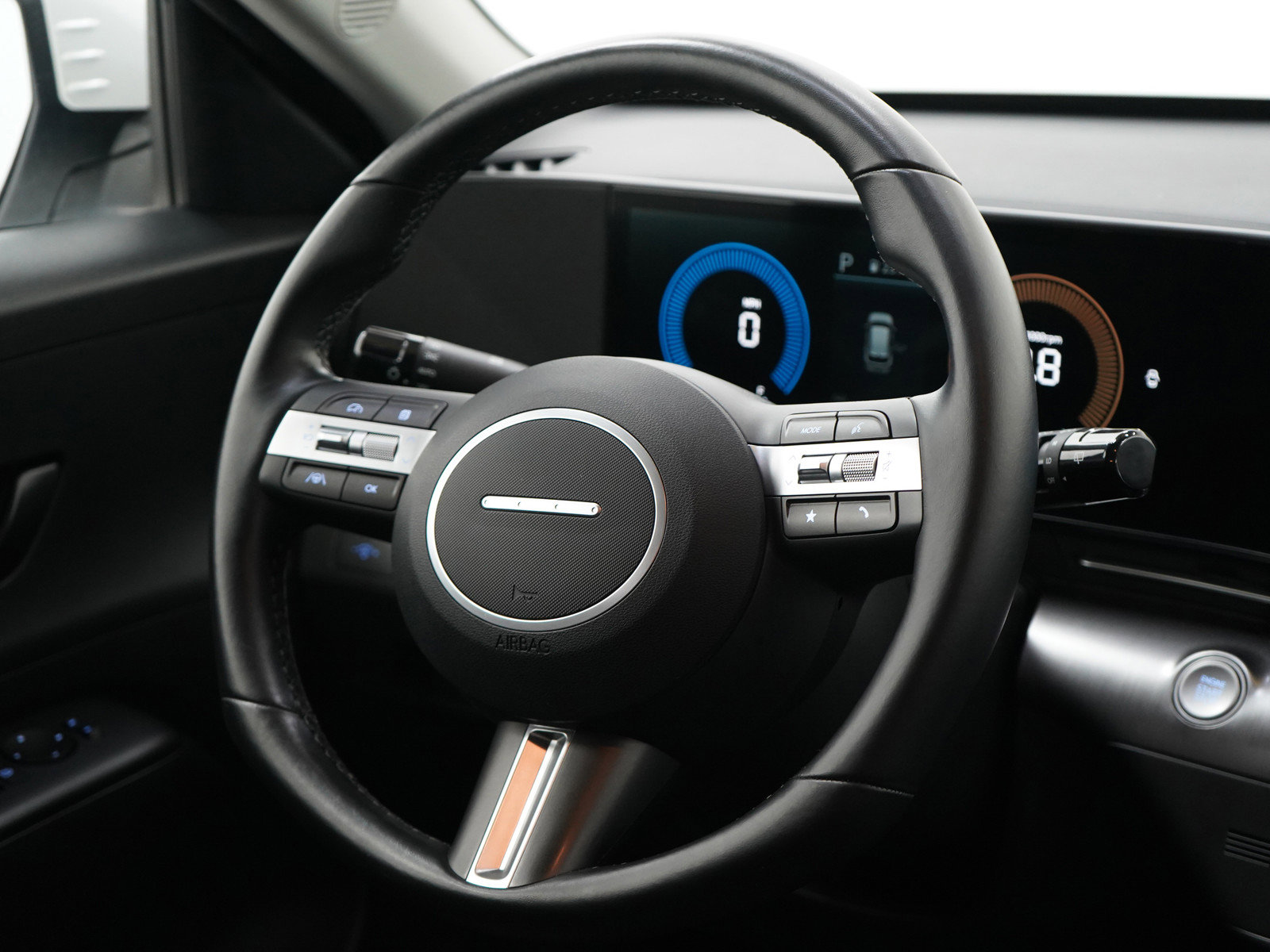 2024 Hyundai Kona SEL photo 13