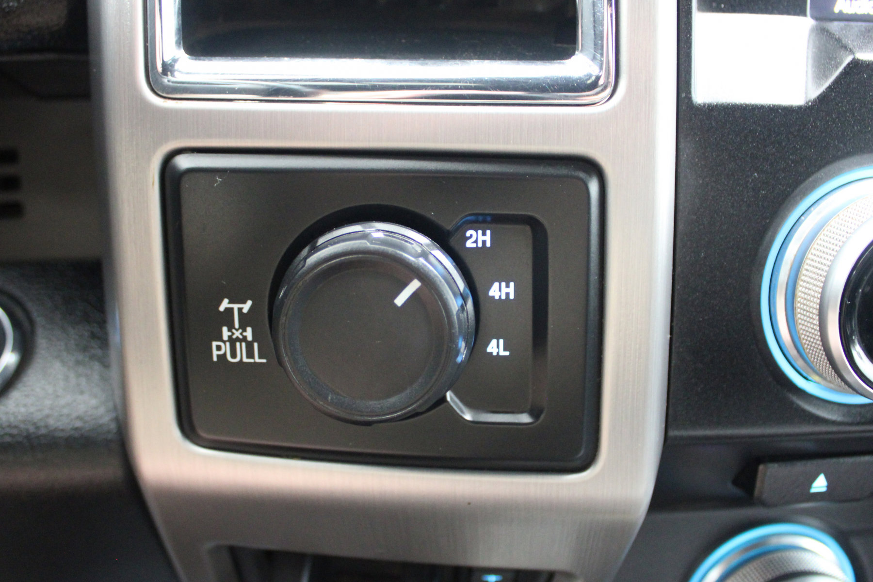 2017 Ford F-250 Platinum photo 4