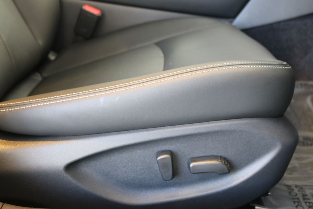 2024 Infiniti Q50 LUXE photo 30