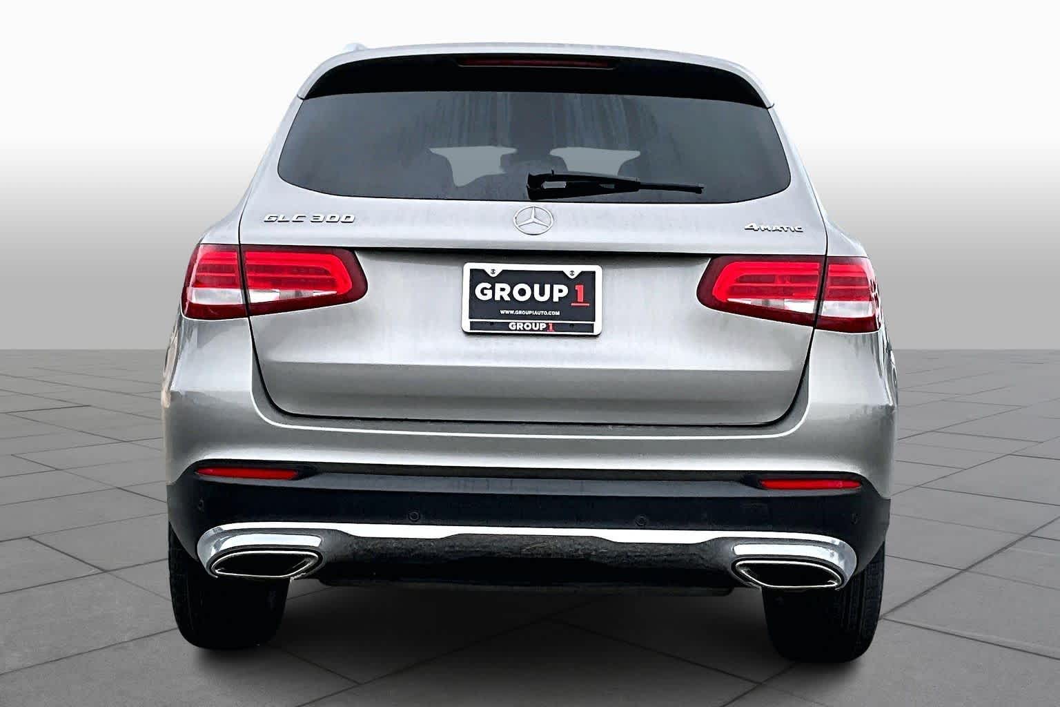 2019 Mercedes Benz GLC 300 4MATIC photo 4