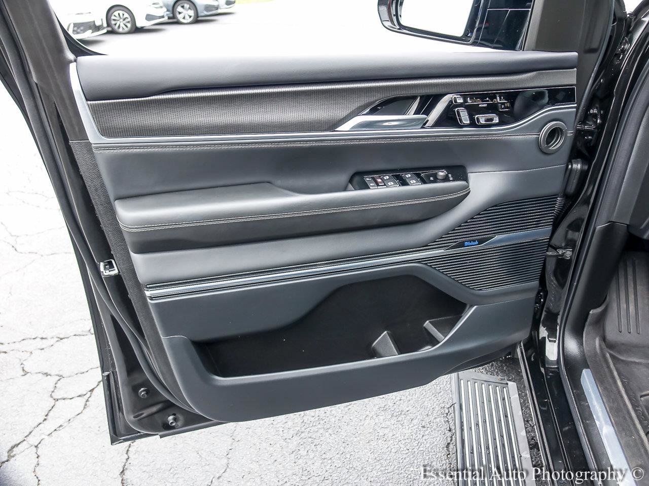 2023 JEEP GRAND WAGONEER - Image 22