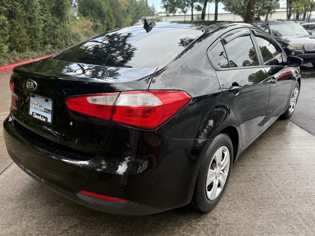 2015 Kia Forte LX photo 12