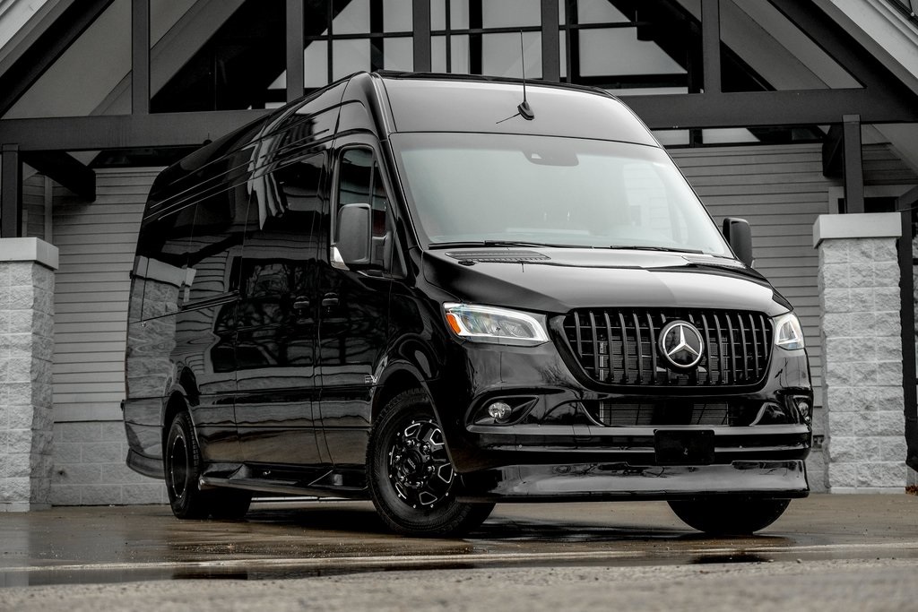 2024 Mercedes-Benz Sprinter Cargo Van Base's photo