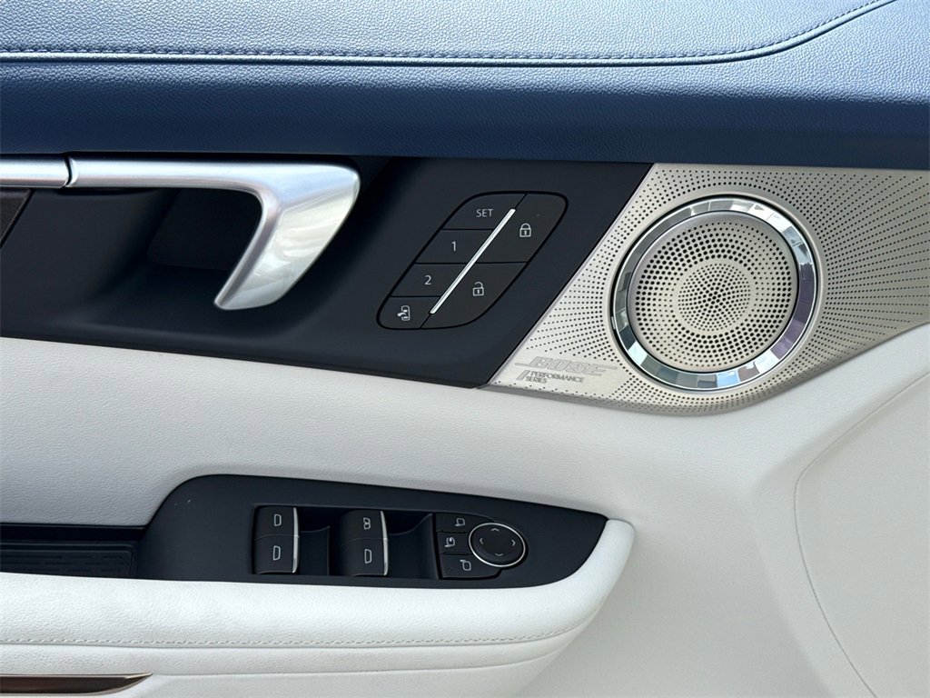 2026 Buick Enclave Avenir photo 14