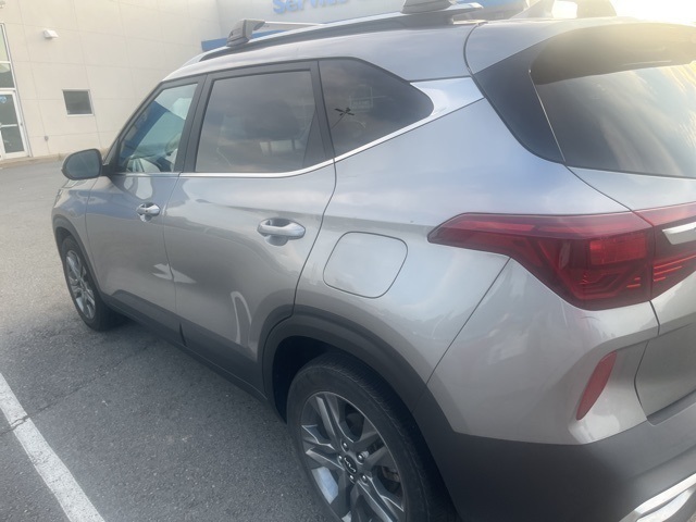 2022 Kia Seltos S photo 4