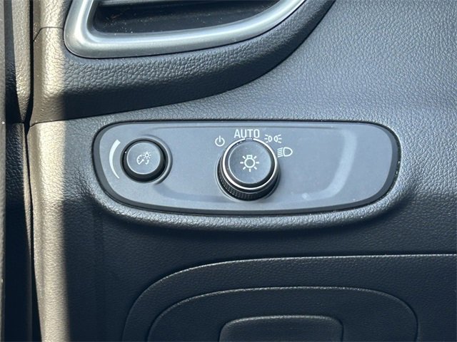 2022 Chevrolet Trax LS photo 19