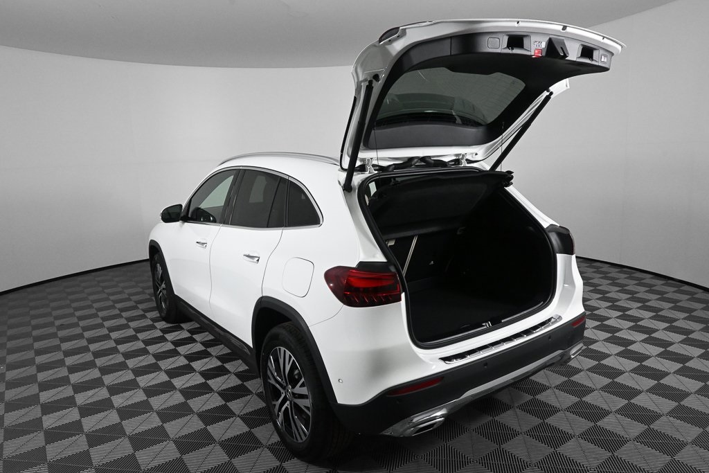 2025 Mercedes Benz GLA 250 photo 29