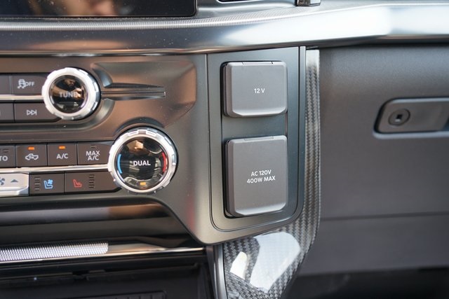2025 FORD F-150 - Image 40
