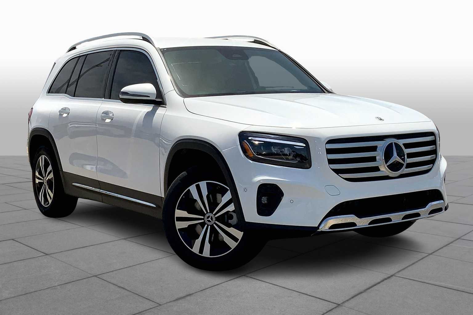 2025 Mercedes Benz GLB 250 photo 2