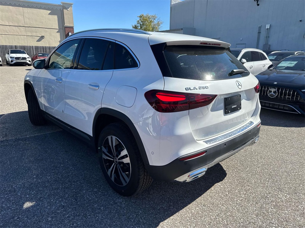 2026 Mercedes Benz GLA 250 photo 4