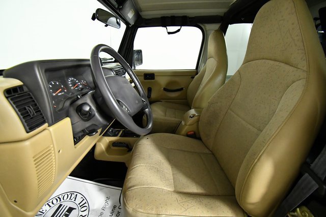 2002 Jeep Wrangler Sport photo 4
