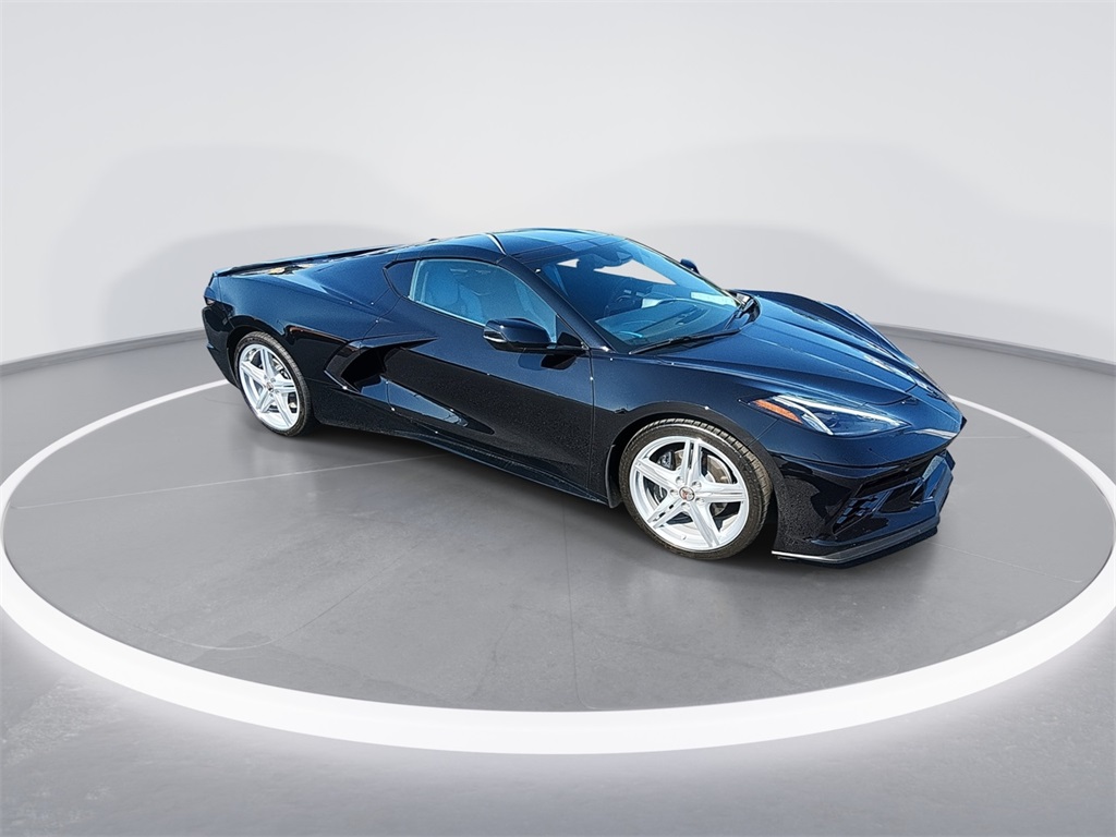 2024 Chevrolet Corvette Stingray 3LT photo 2