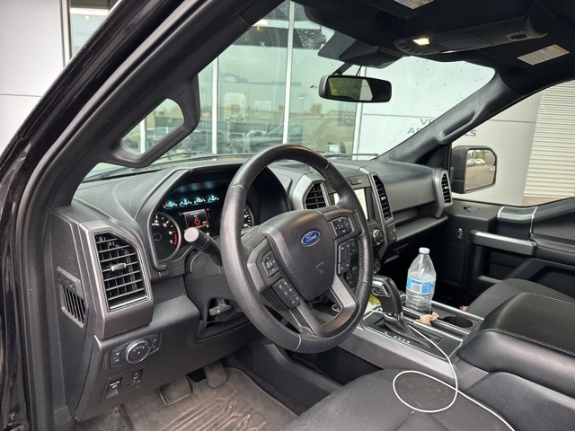 2020 Ford F-150 XLT photo 6