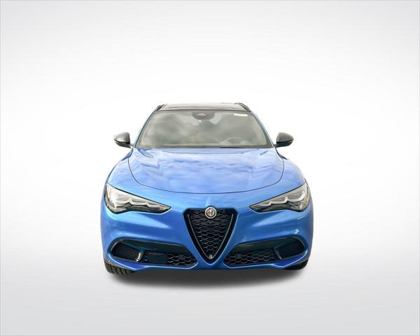 2025 Alfa Romeo Stelvio Sprint Base photo 2