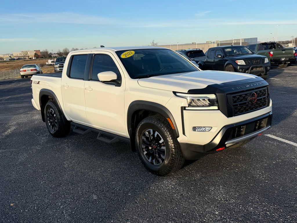 2022 Nissan Frontier PRO-X photo 2