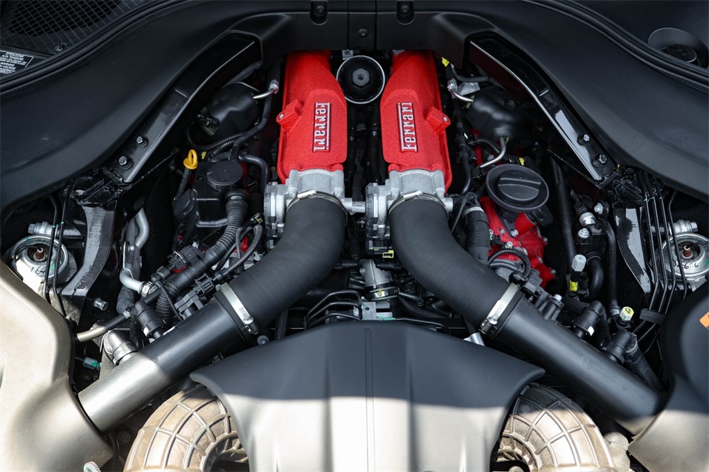 Certified Used 2022 Ferrari Base image 21