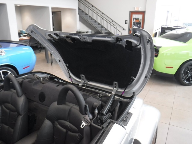 2000 Plymouth Prowler Base photo 5