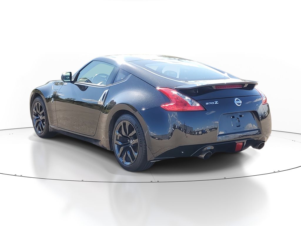 2015 Nissan 370Z photo 3