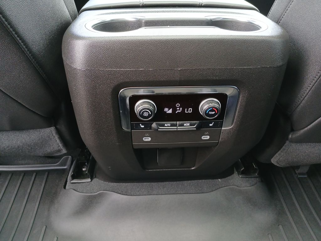 2023 Chevrolet Tahoe Z71 photo 21