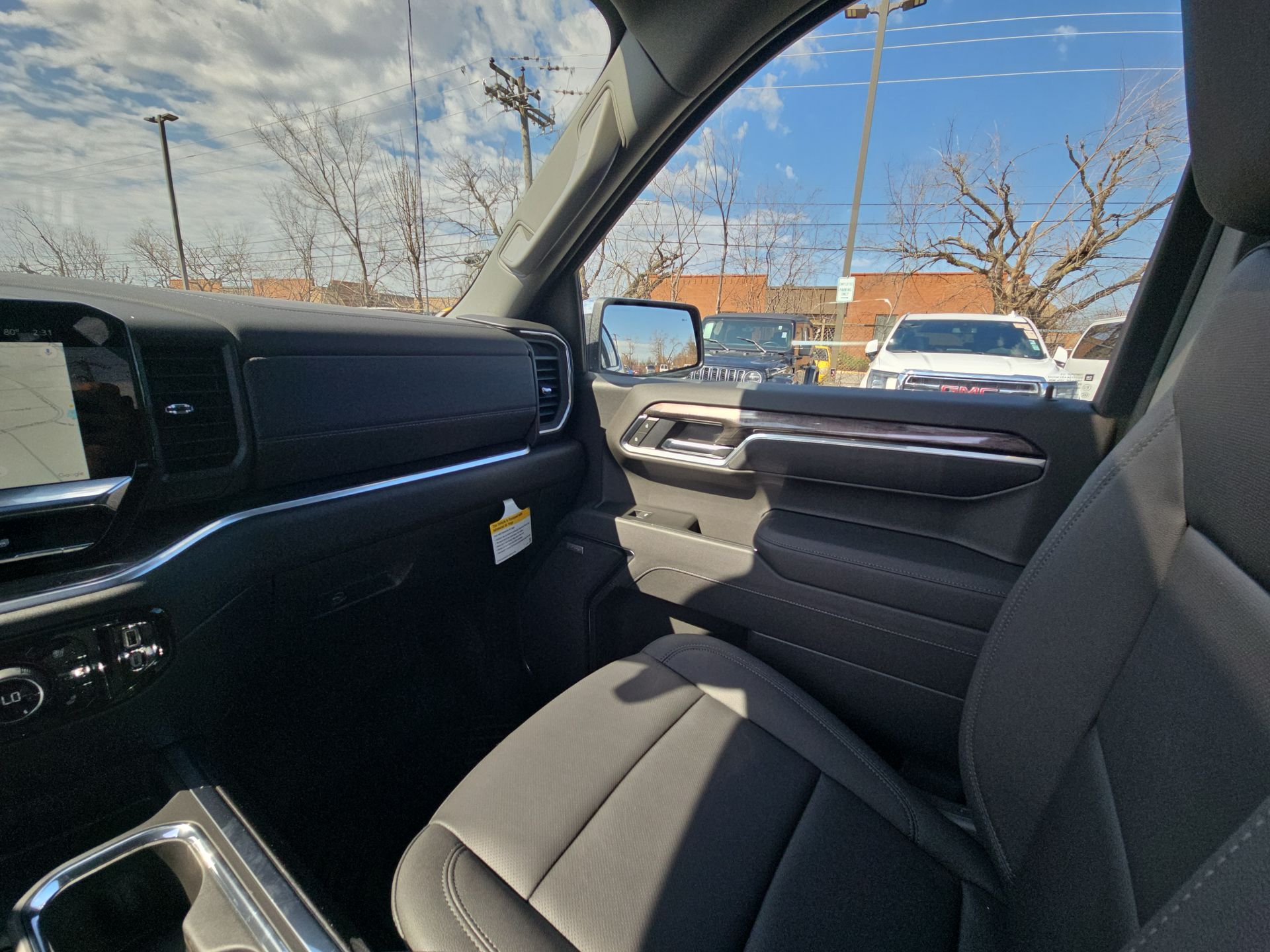 2025 Chevrolet Silverado 1500 LTZ photo 10
