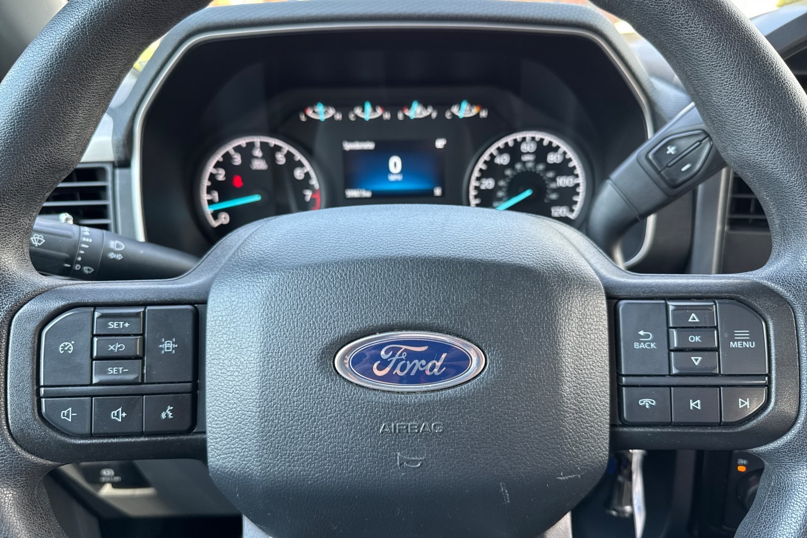 2023 Ford F-150 XLT photo 23