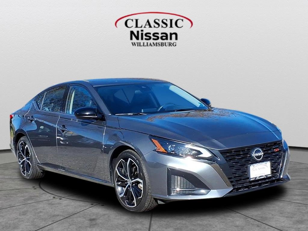 2024 Nissan Altima SR
