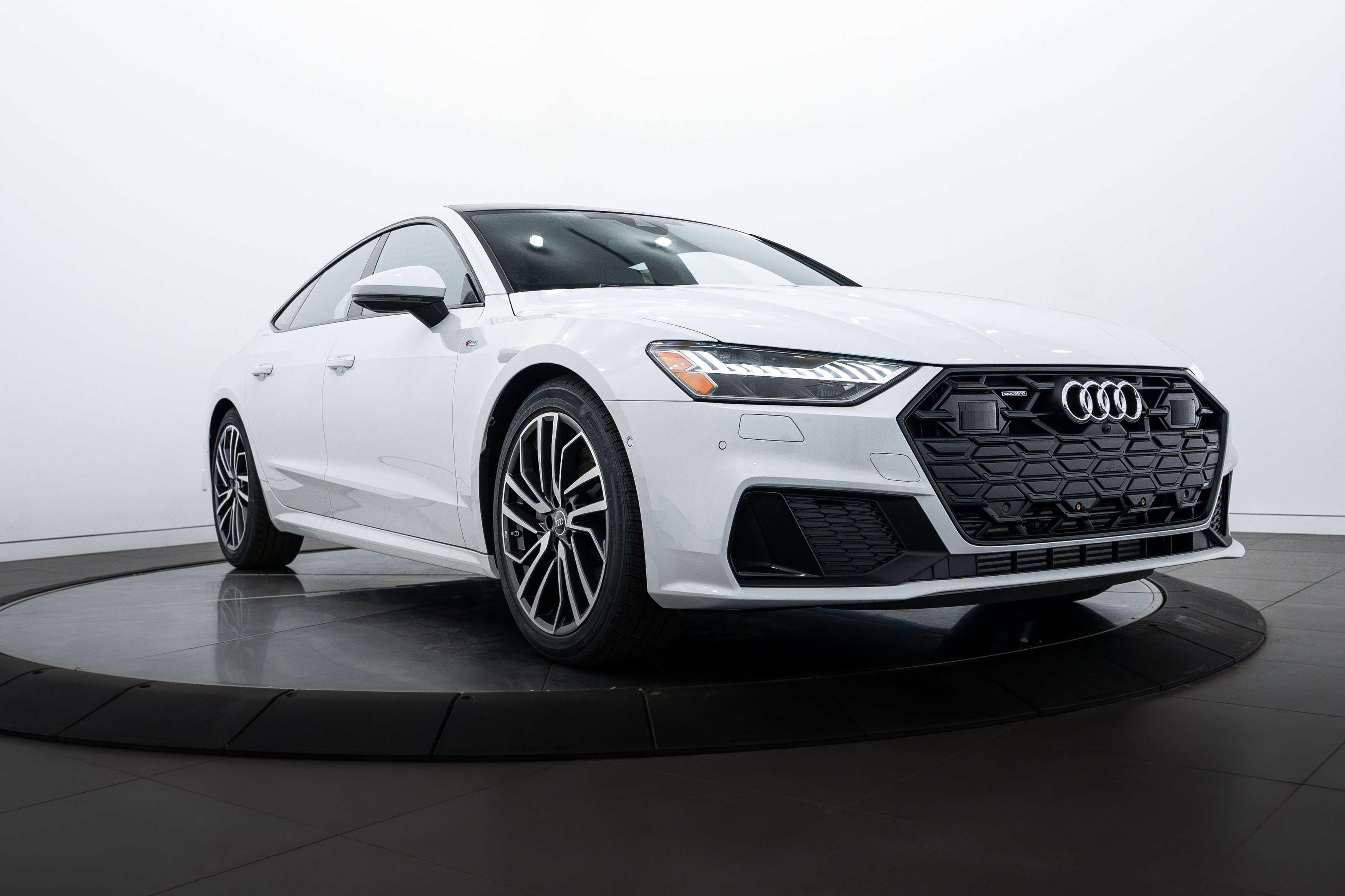 New 2025 Glacier White Audi Prestige image 1