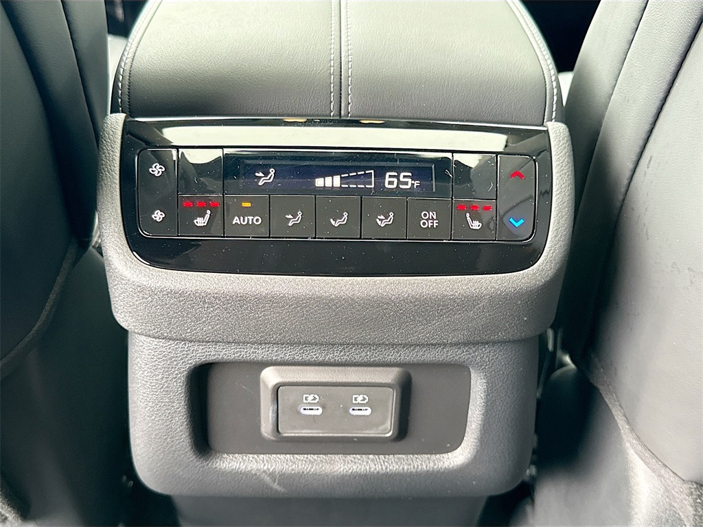 2026 Infiniti QX60 Luxe photo 28