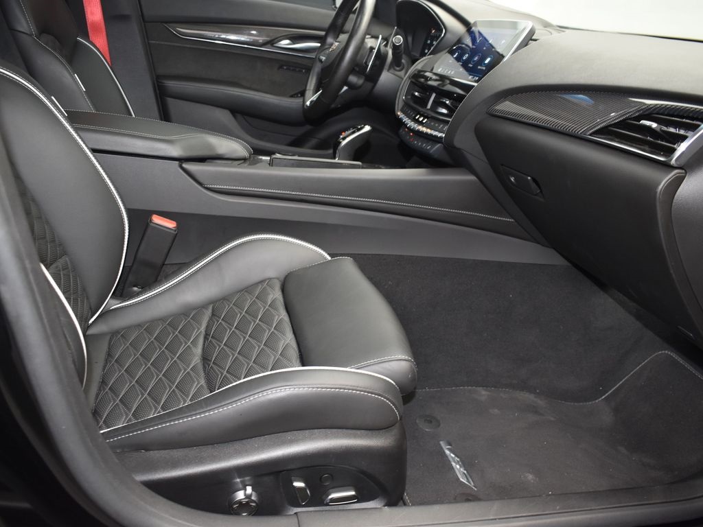 2024 Cadillac CT5 V photo 20