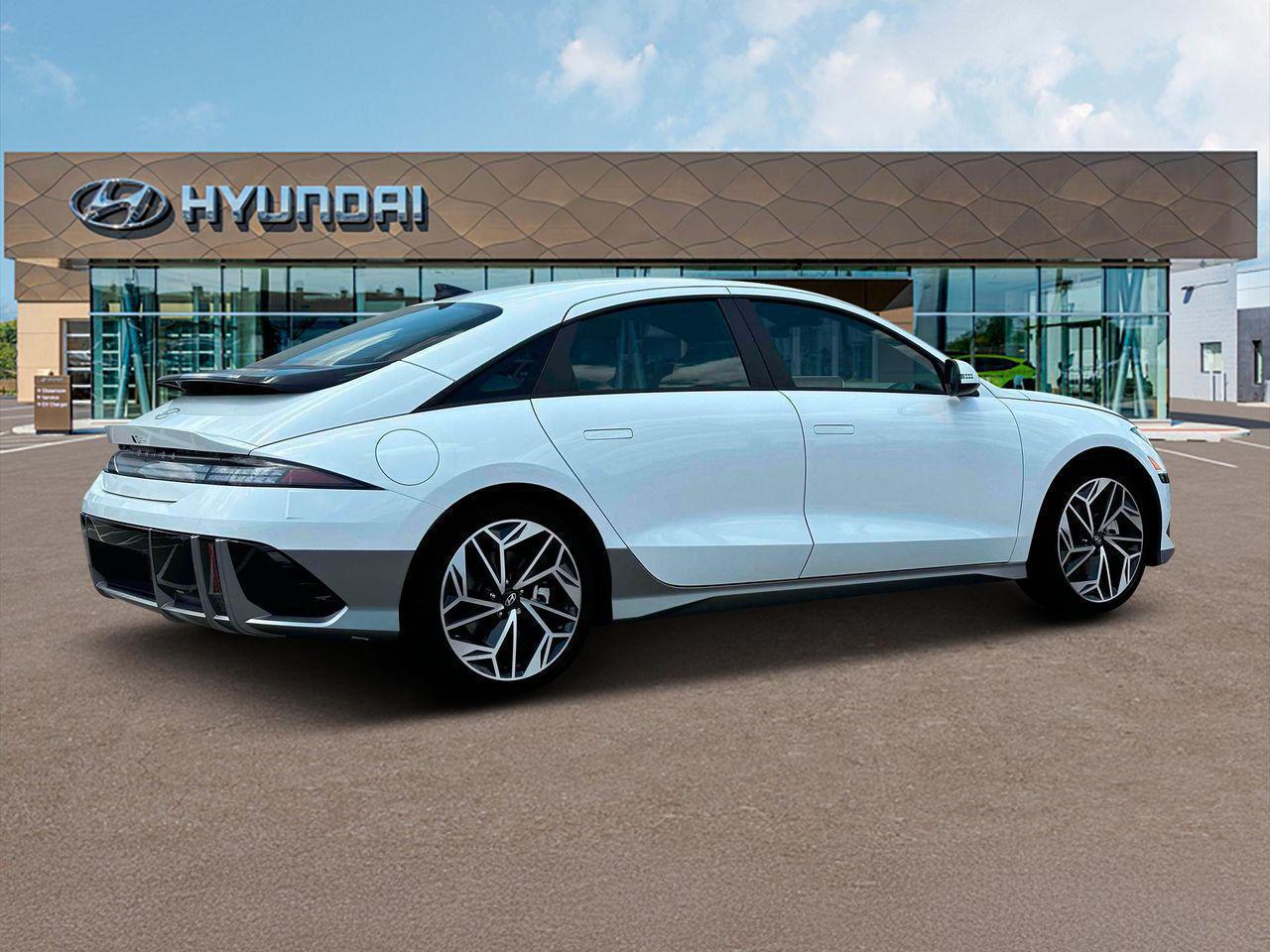 2025 Hyundai Ioniq 6 SEL photo 8