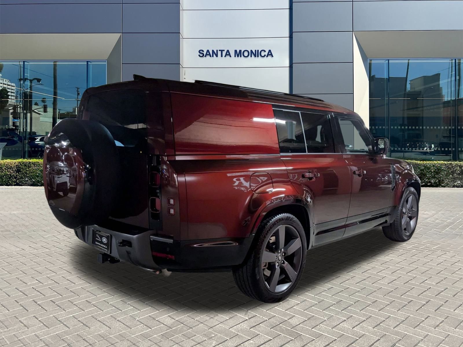 2025 Land Rover Defender 130 Outbound photo 2