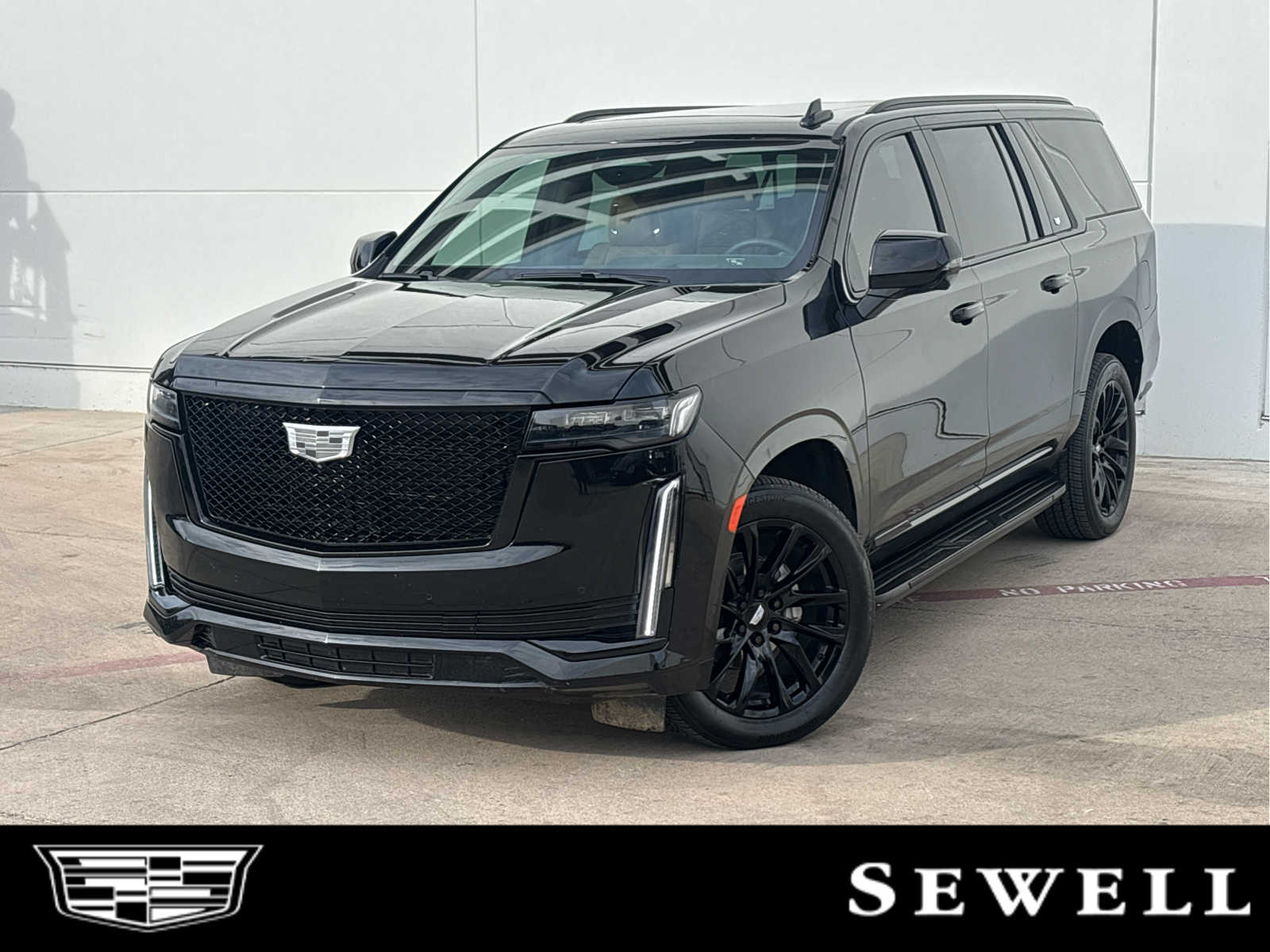 2023 Cadillac Escalade ESV Sport's photo