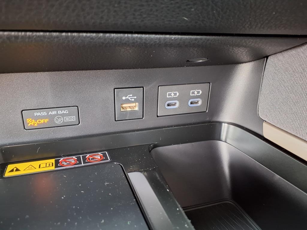 2025 Toyota Camry LE photo 18