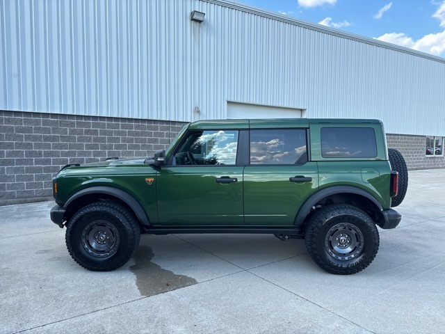 2025 Ford Bronco Badlands photo 8