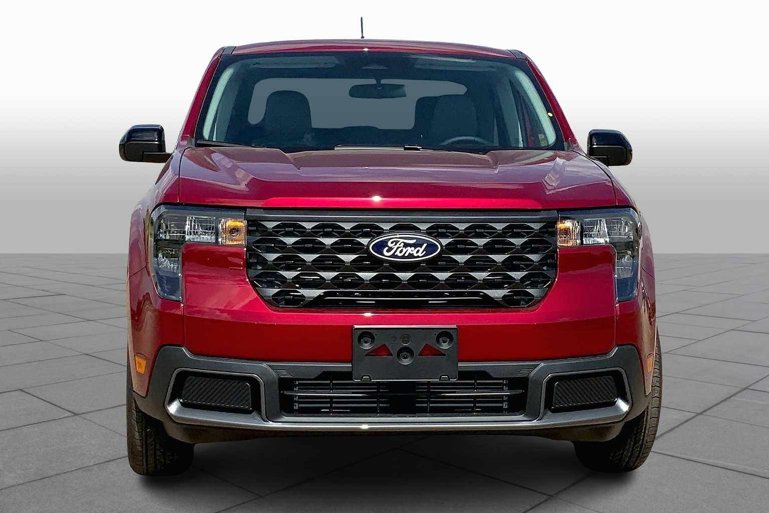 2025 Ford Maverick XLT photo 3