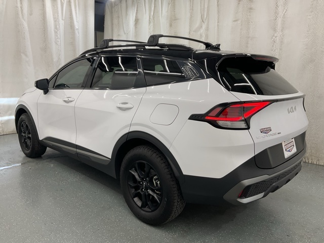 2024 Kia Sportage X-Pro photo 2