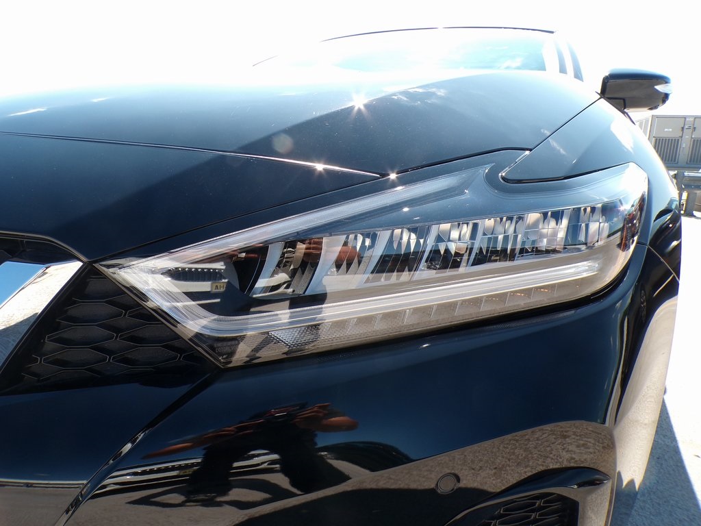 2023 Nissan Maxima Platinum photo 8