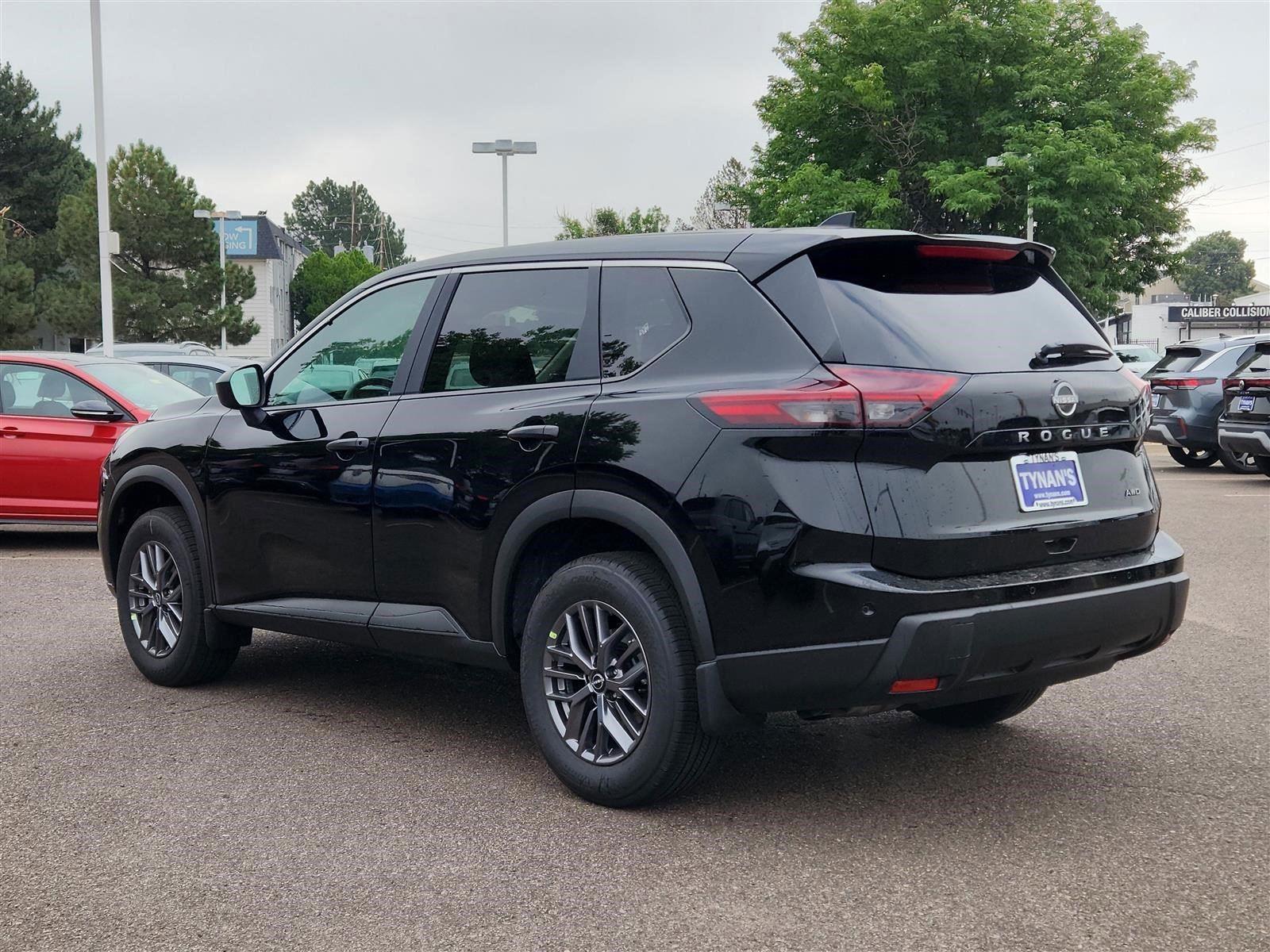 2026 Nissan Rogue S photo 2
