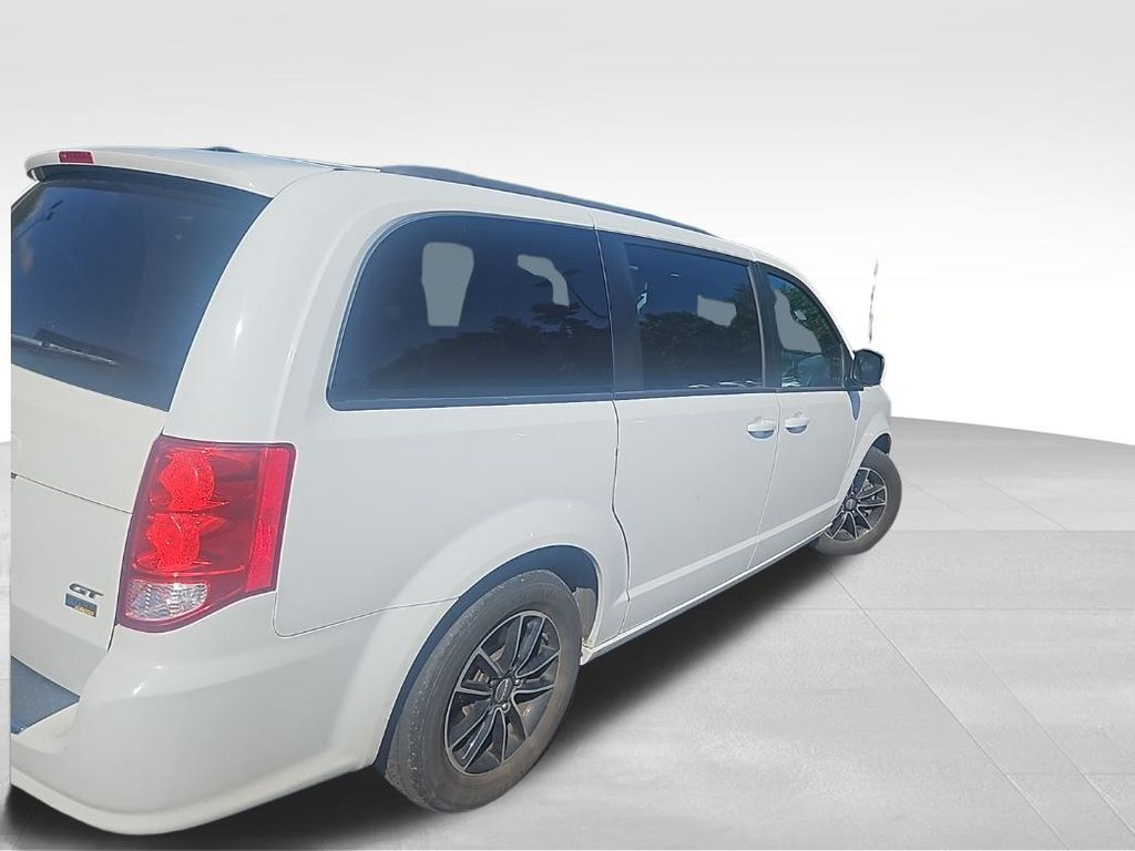 2018 Dodge Grand Caravan GT photo 6