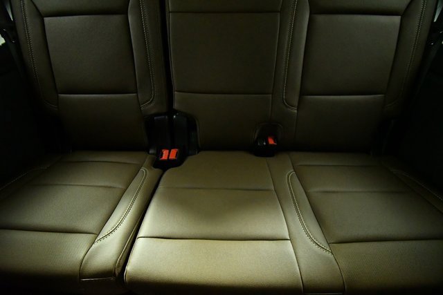 2025 Chevrolet Tahoe High Country photo 20