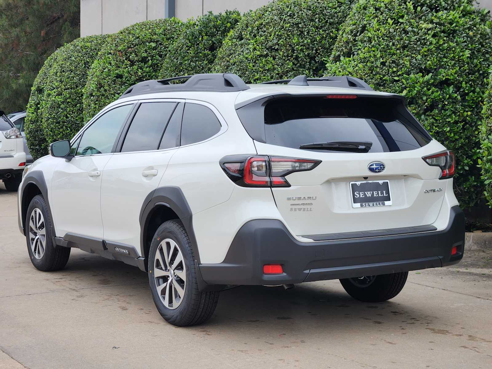 2025 Subaru Outback Premium photo 4