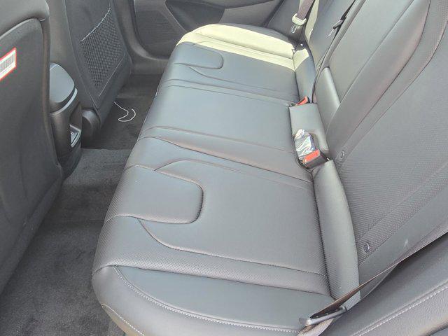 2025 Hyundai Elantra Limited photo 11